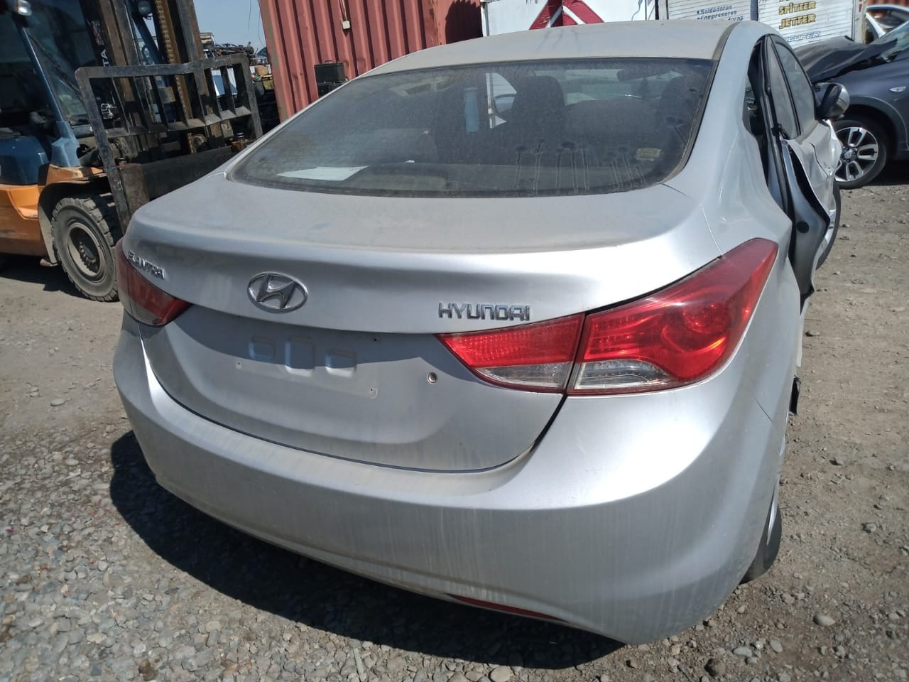  Hyundai ELANTRA 2012    EN DESARME